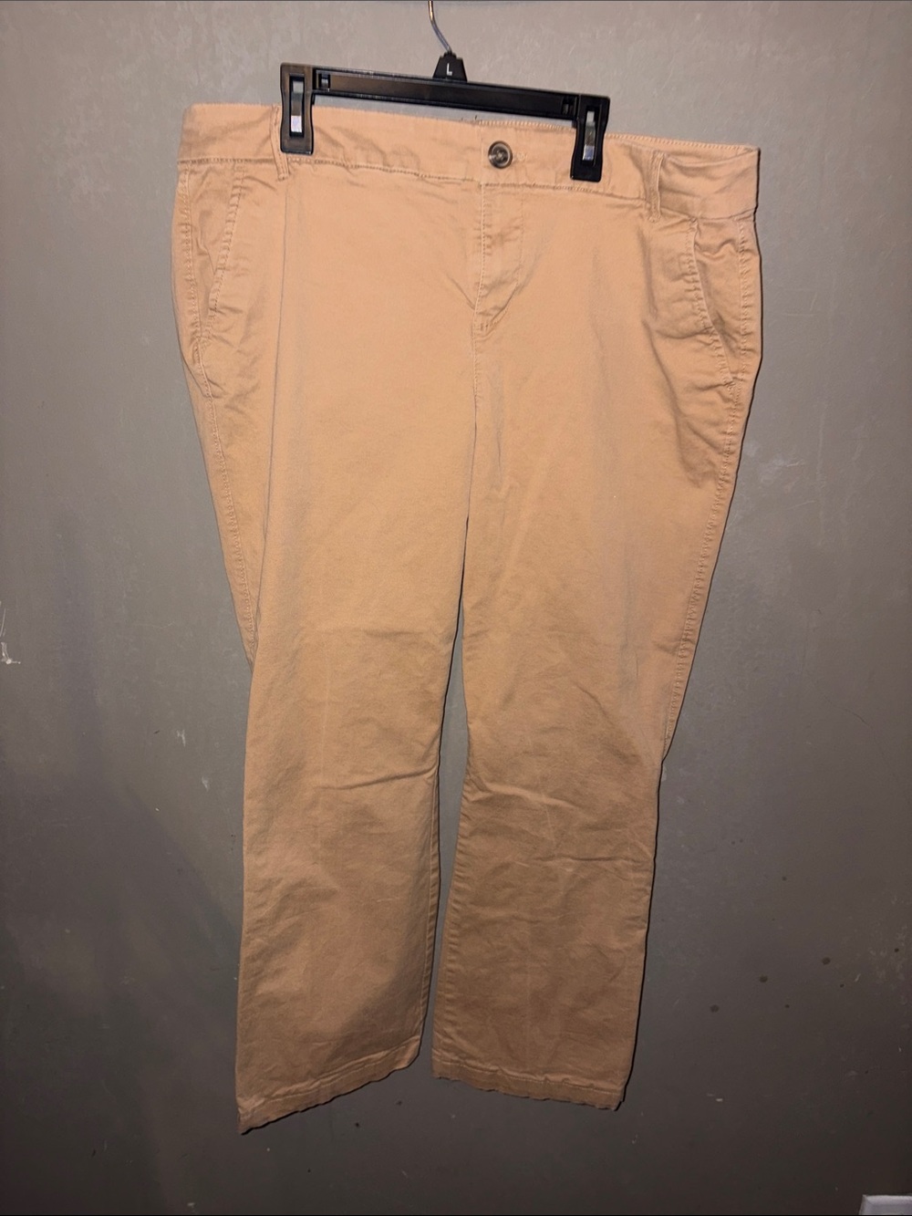 Old Navy Men’s Straight Chino Pants in Khaki